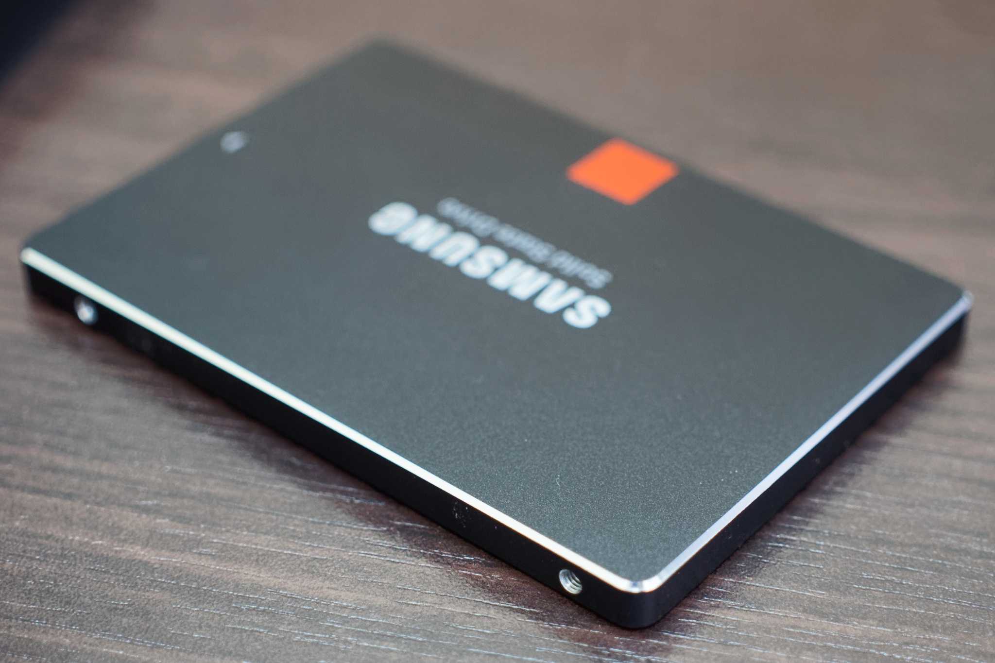 Хорошо 256. SSD 256gb. SSD диск для ноутбука 256 самсунг. Ссд диск Samsung на 256. MZ-7ke256bw.