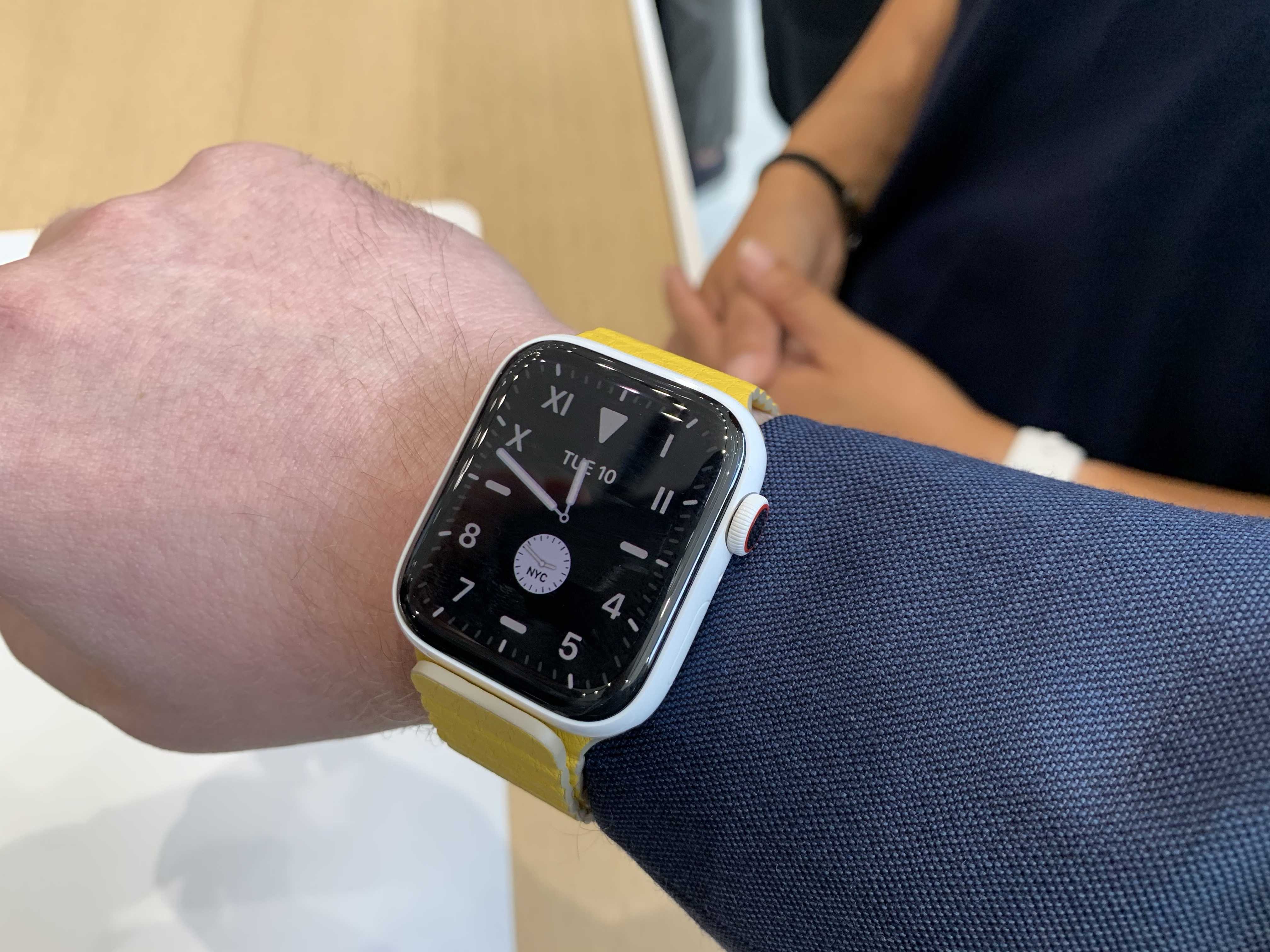 Apple series 8 обзор. Часы Эппл вотч 8. Apple IWATCH 7. Apple watch Series 7. Apple watch Series 8 45mm.