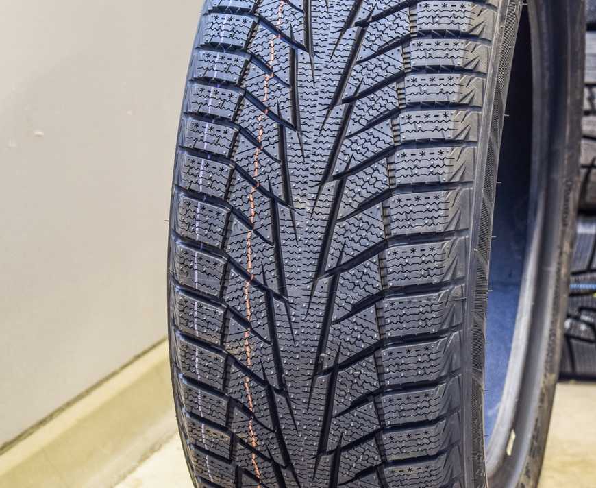 Зимние шины 55. Липучка Ханкук р15. Шины Ханкук зима липучка. Hankook Winter i cept iz2.