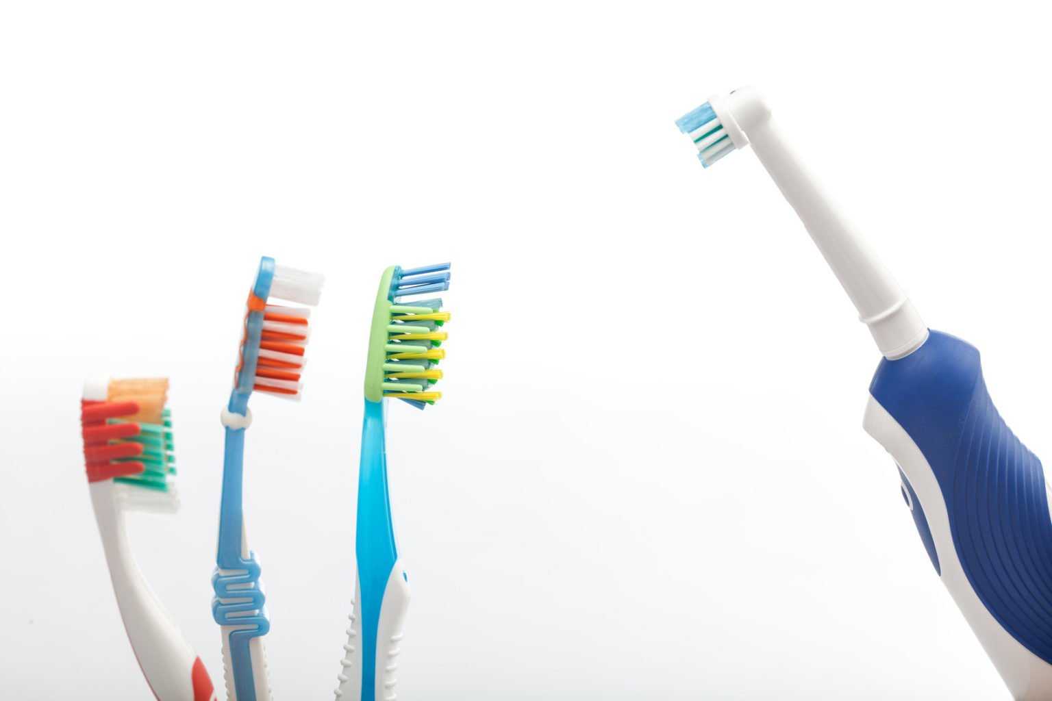 Лучшие электрические зубные щетки 2021 года (топ 10)