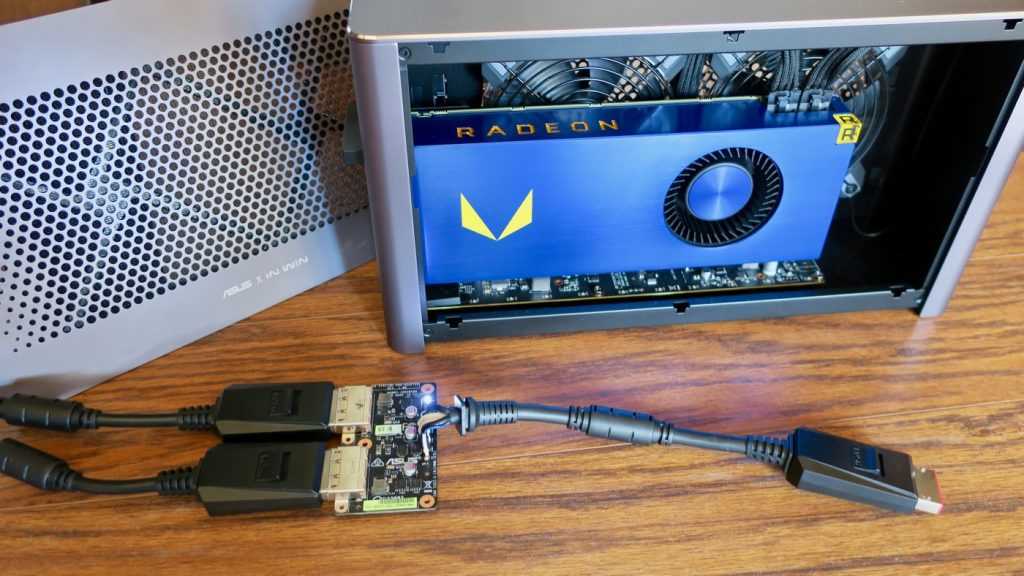 Как подключить видеокарту к ноутбуку. ASUS XG Station Pro. Внешняя видеокарта Thunderbolt 3. Thunderbolt видеокарта для ноутбука. ASUS внешняя видеокарта.